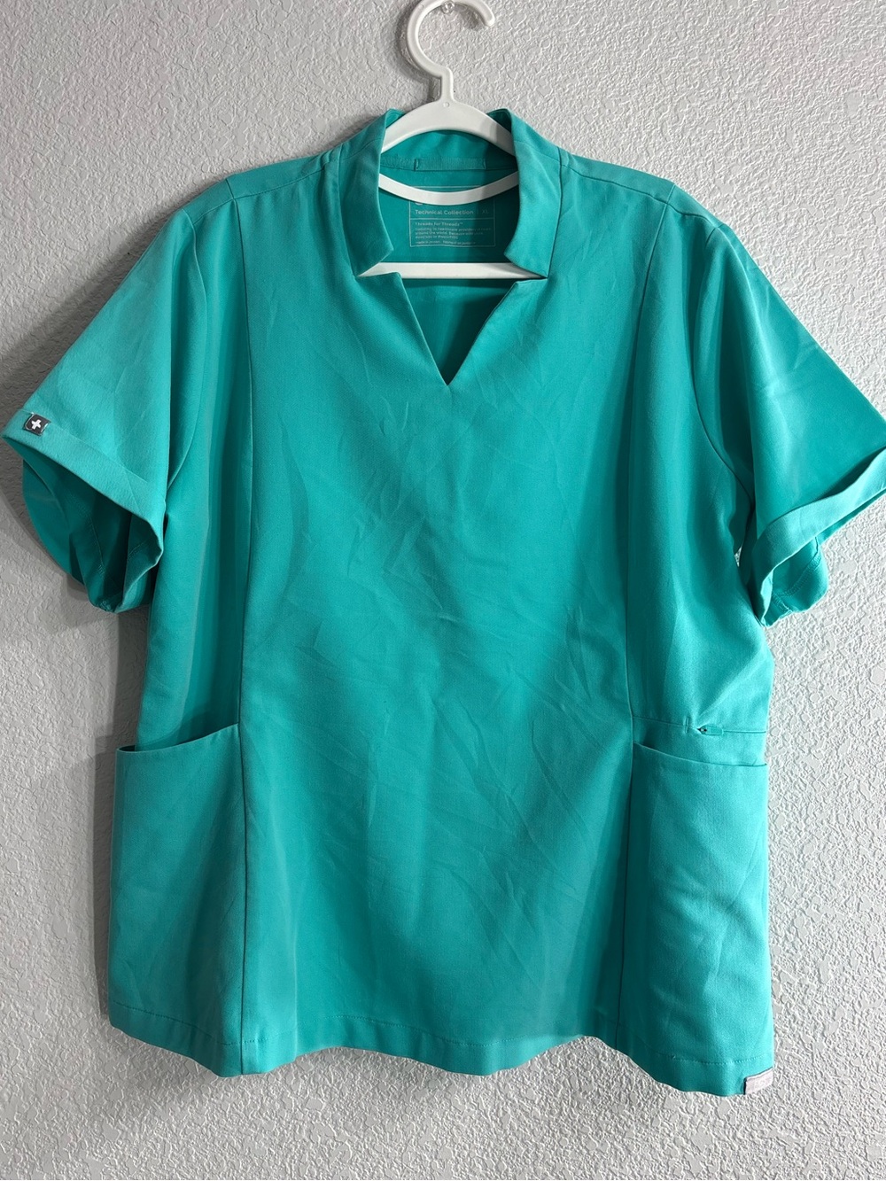 Figs Teal Aqua Short Sleeve Medical Scrub Top Utility Workwear Woman XL